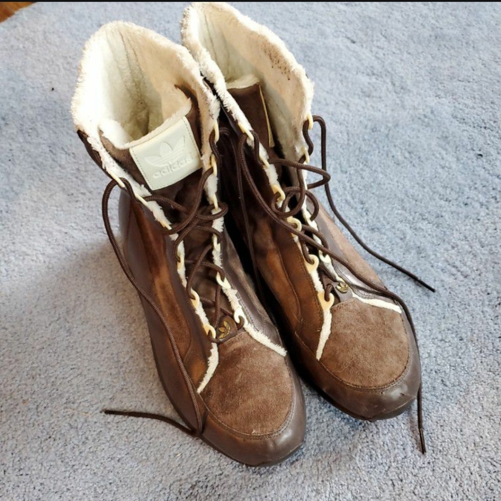 Adidas Boots Women Sz 10 Winter Lined Suede Shoes 749317